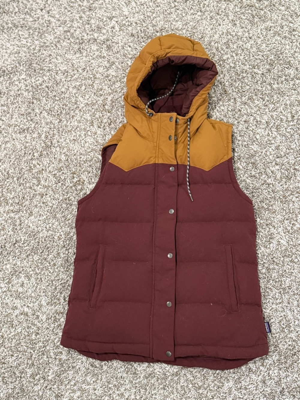 Patagonia Women's Jacket Maroon and Mustard